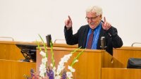 Dean Prof. Dr. Andreas Wipf