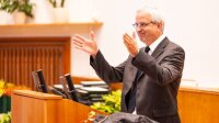 Dean of Studies Prof. Dr. Frank Schmidl
